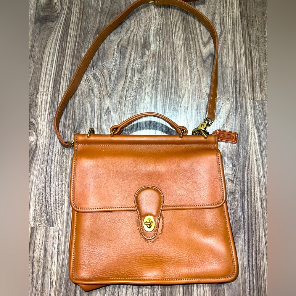Coach Willis British tan vintage leather bag